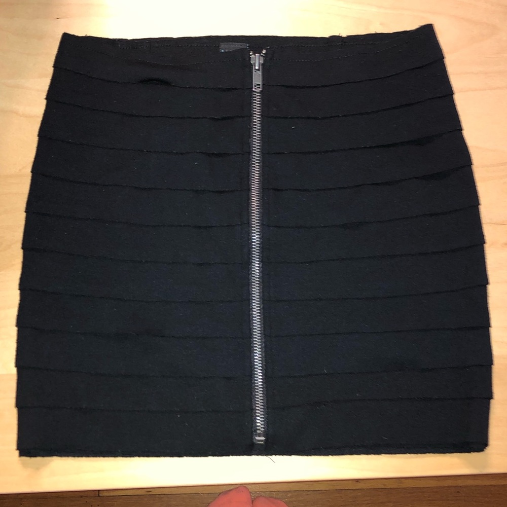 ⚡️PACSUN tiered zip up bodycon skirt⚡️